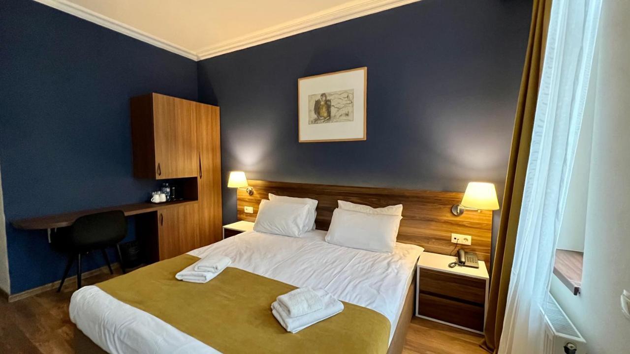 Point Hotel Tbilisi Exterior photo
