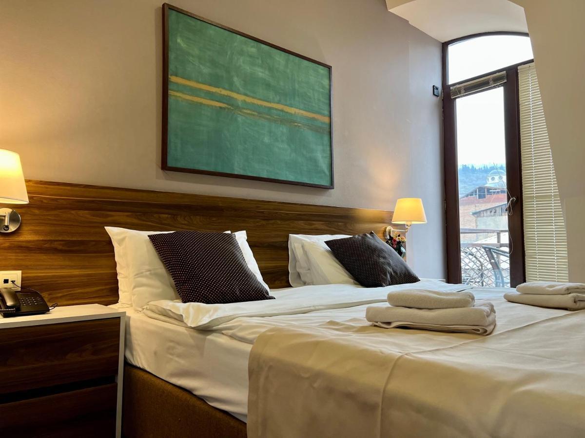 Point Hotel Tbilisi Exterior photo