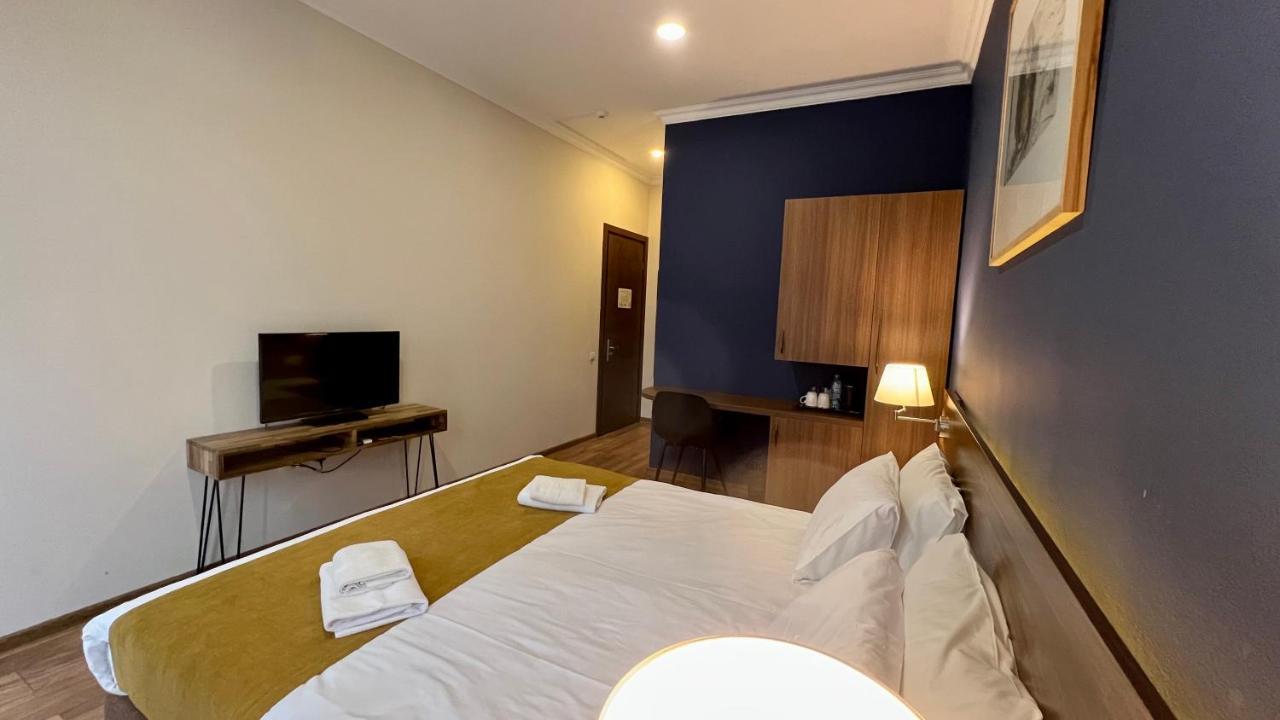 Point Hotel Tbilisi Exterior photo