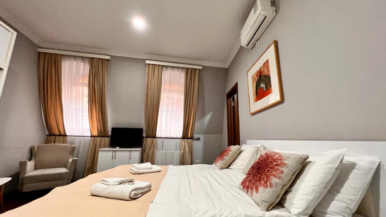Point Hotel Tbilisi Exterior photo