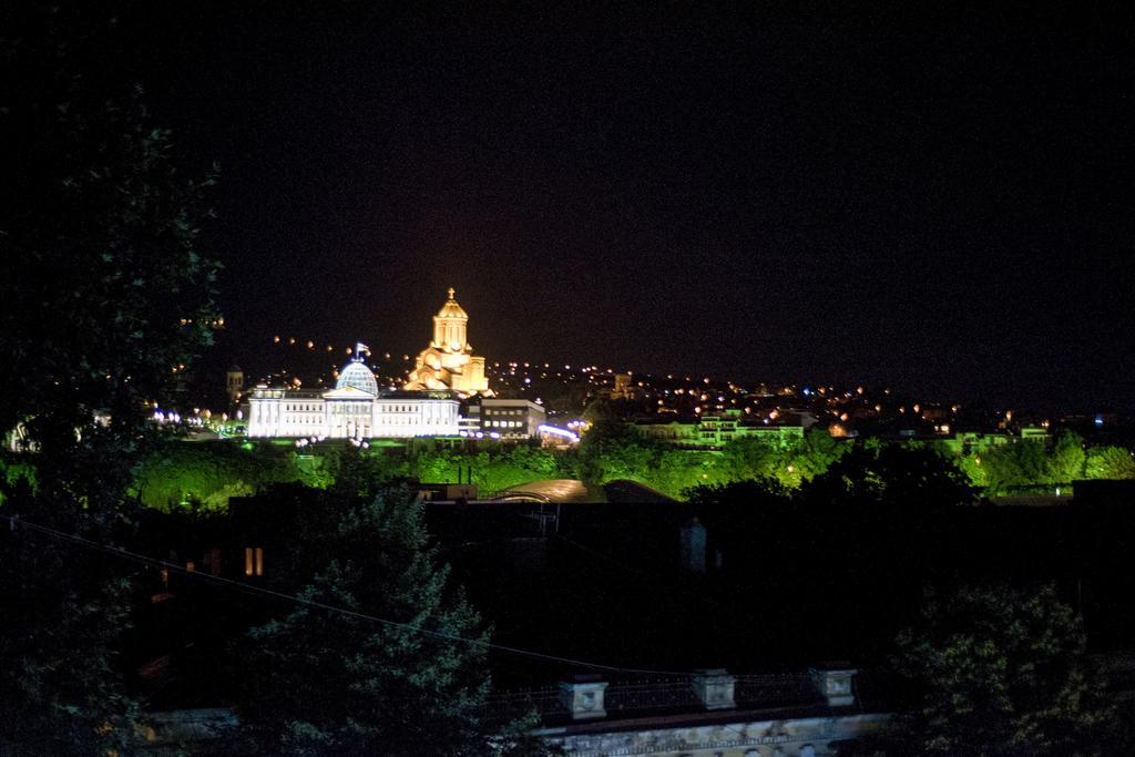 Point Hotel Tbilisi Exterior photo