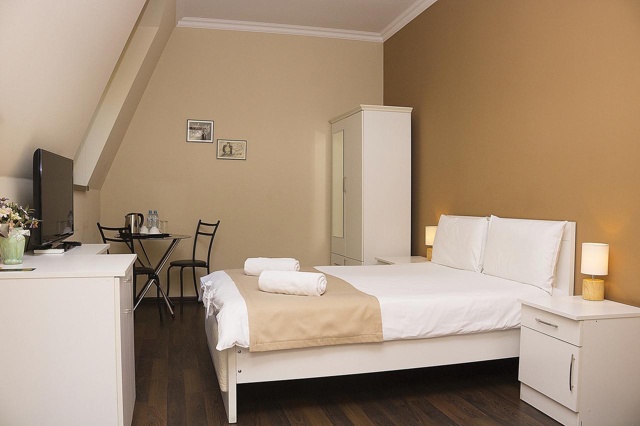 Point Hotel Tbilisi Exterior photo
